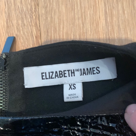 Elizabeth & James fitted top - Picture 2 of 5